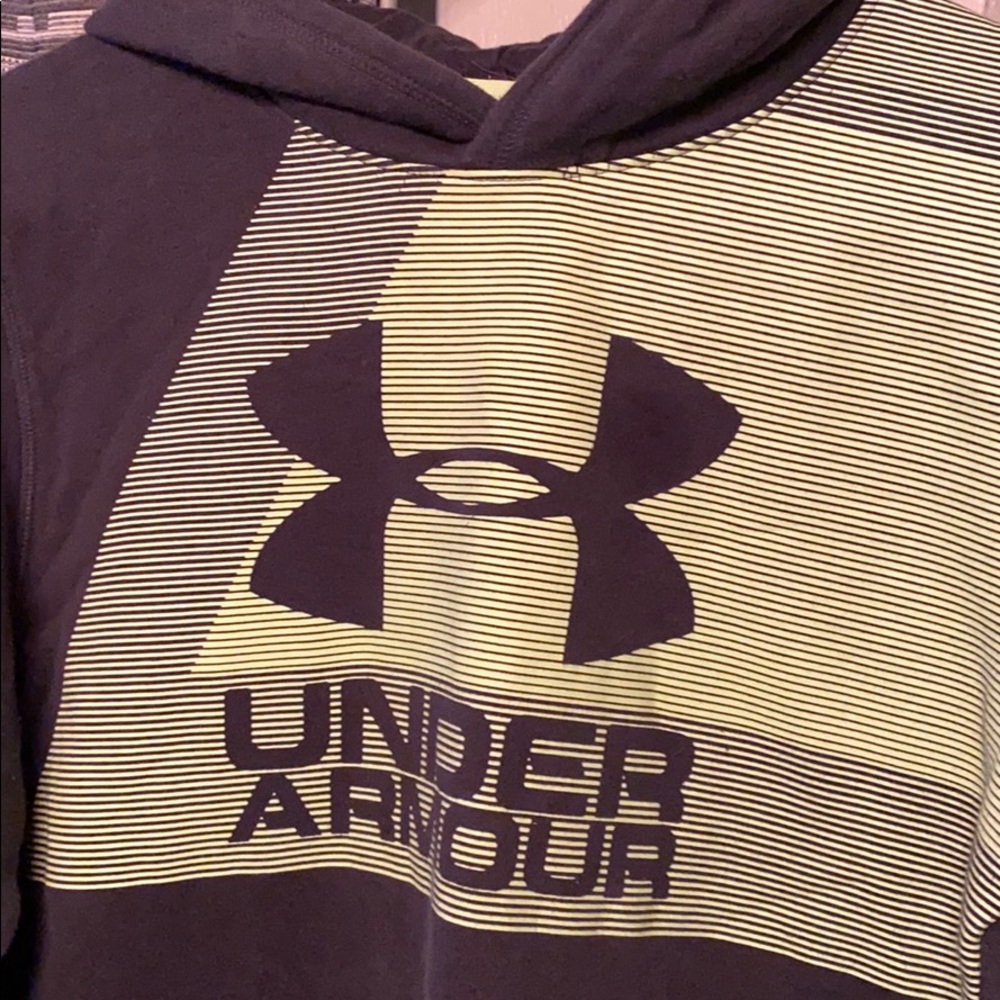 Boys under armor hoodie